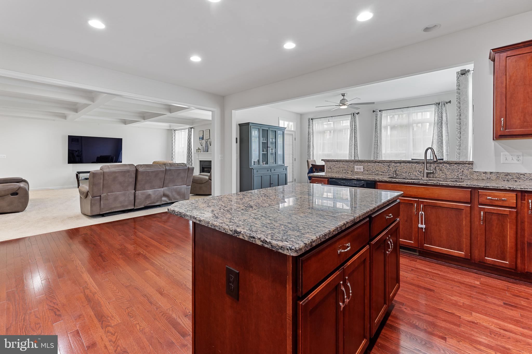 HILLS OF AQUIA - Residential