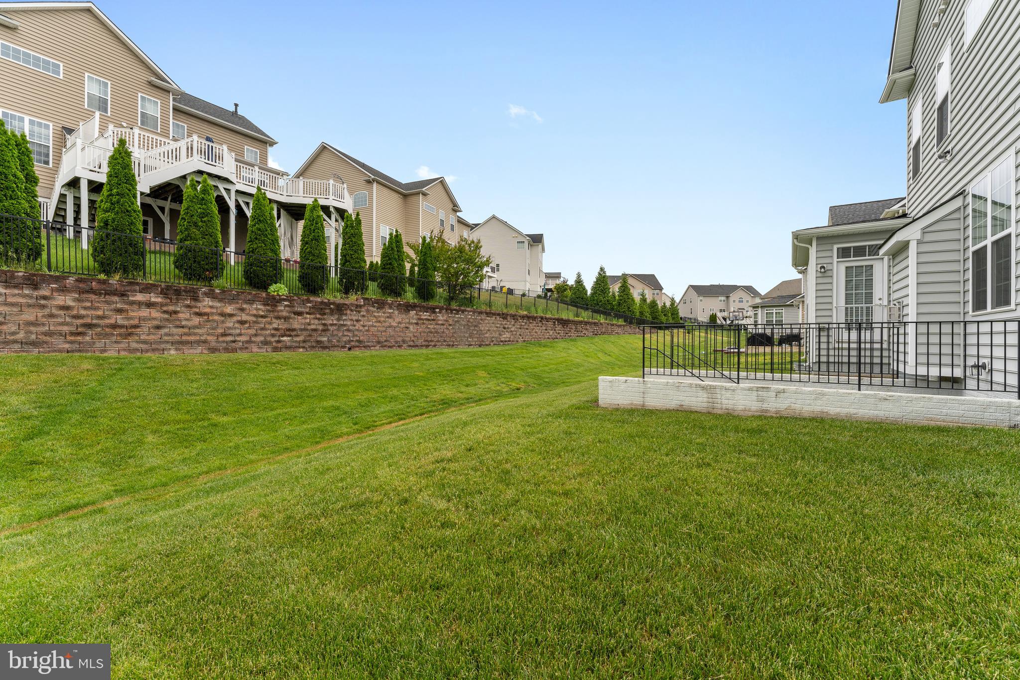 HILLS OF AQUIA - Residential