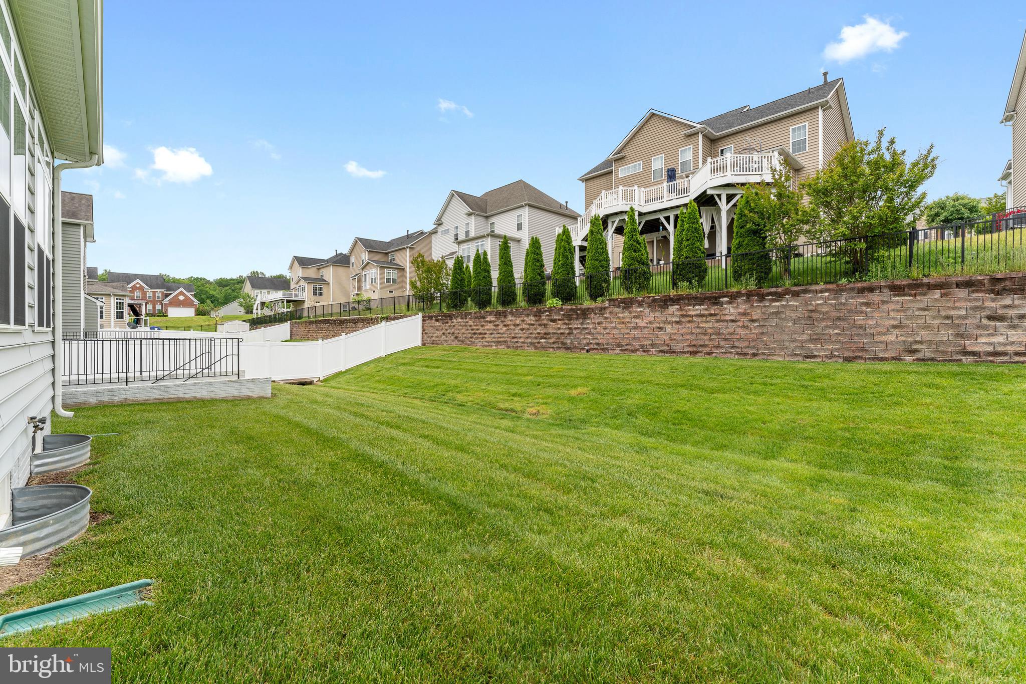 HILLS OF AQUIA - Residential