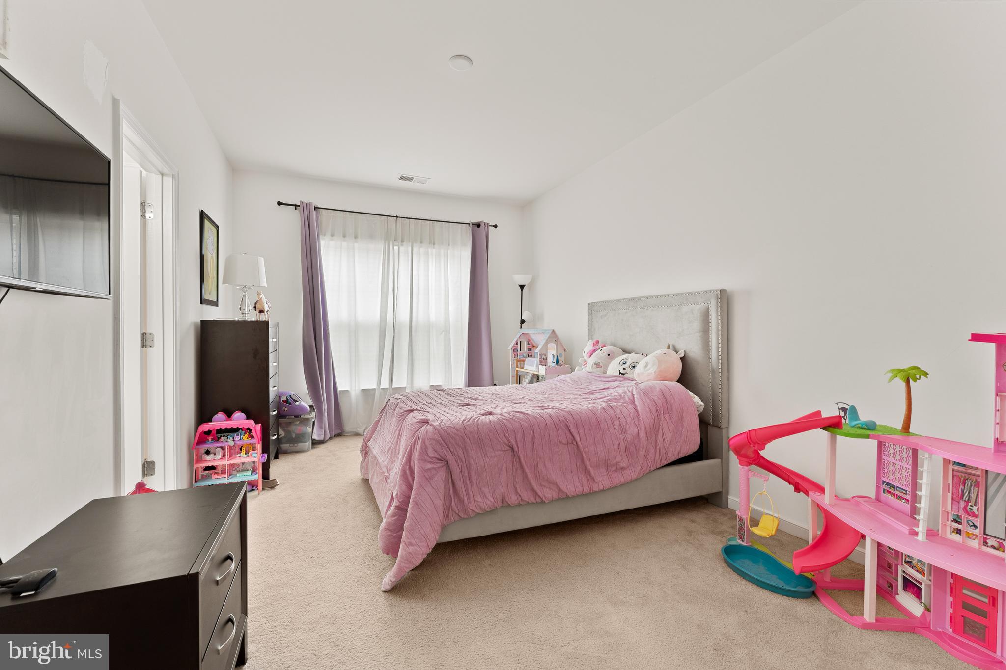 HILLS OF AQUIA - Residential