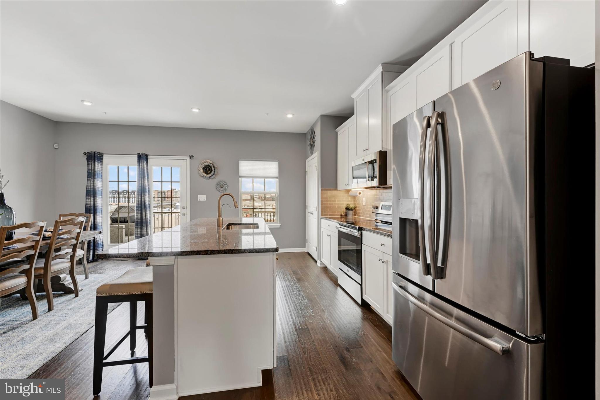 O'DONNELL SQUARE - Residential