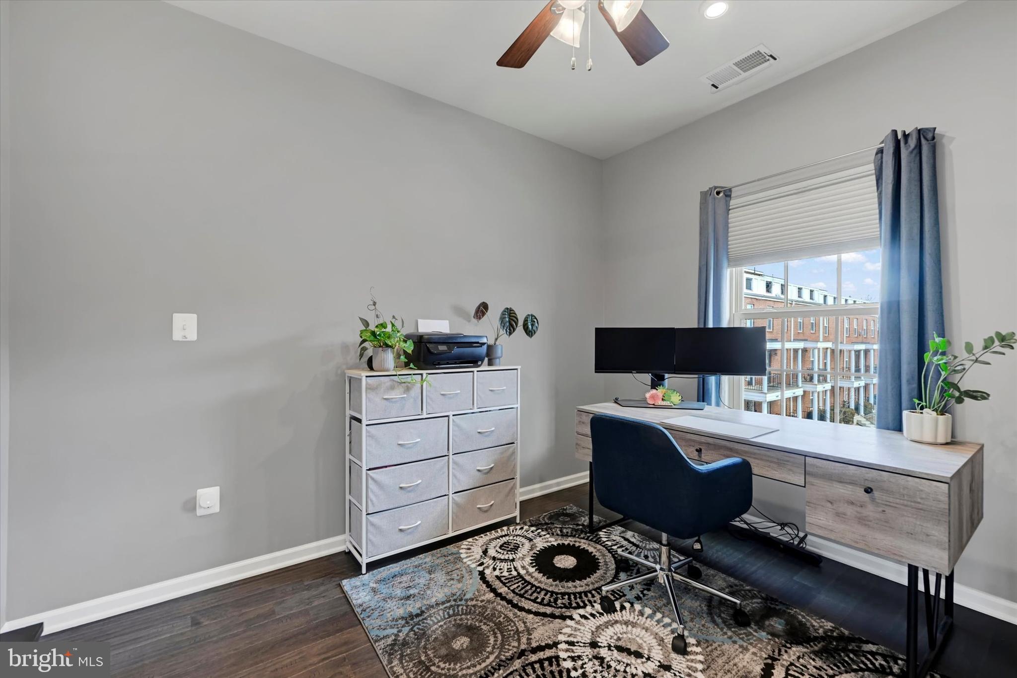 O'DONNELL SQUARE - Residential