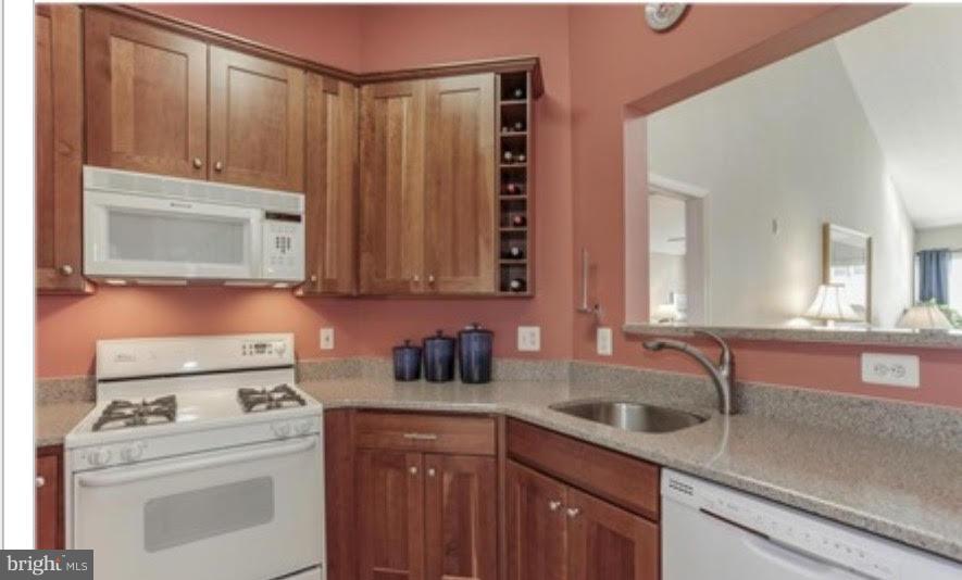 WESTBRIAR - Residential Lease