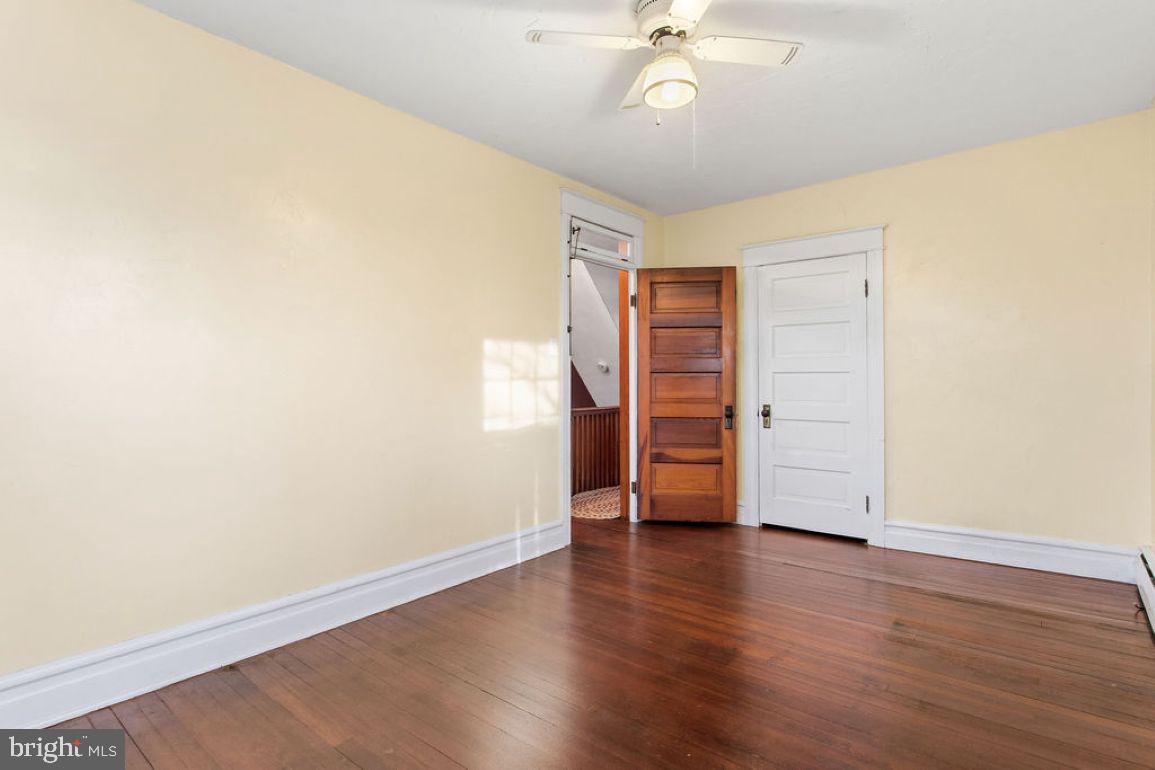 IRISHTOWN - Residential