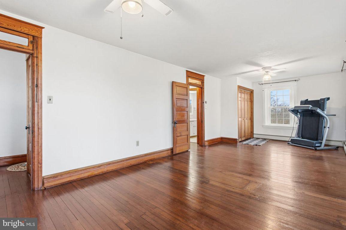 IRISHTOWN - Residential