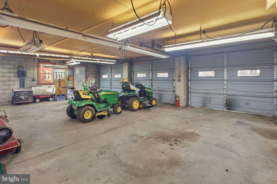 IRISHTOWN - Residential