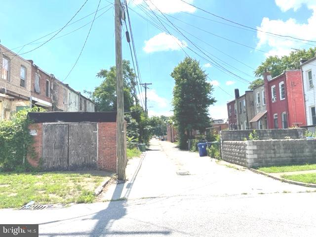 MONTEBELLO - Residential