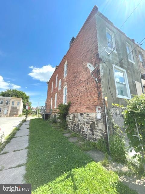 MONTEBELLO - Residential