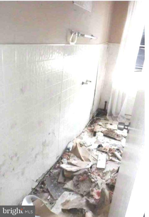 MONTEBELLO - Residential