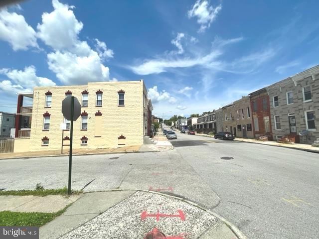 MONTEBELLO - Residential