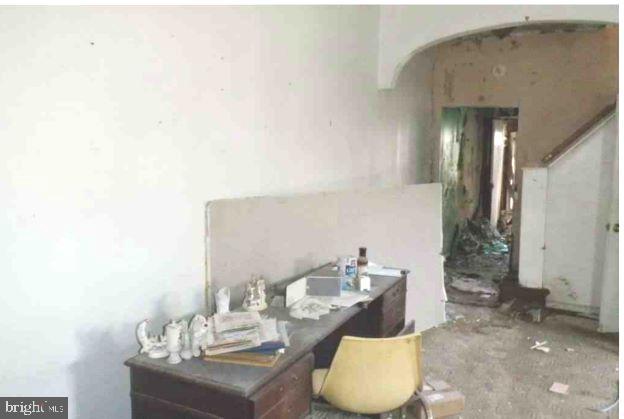 MONTEBELLO - Residential