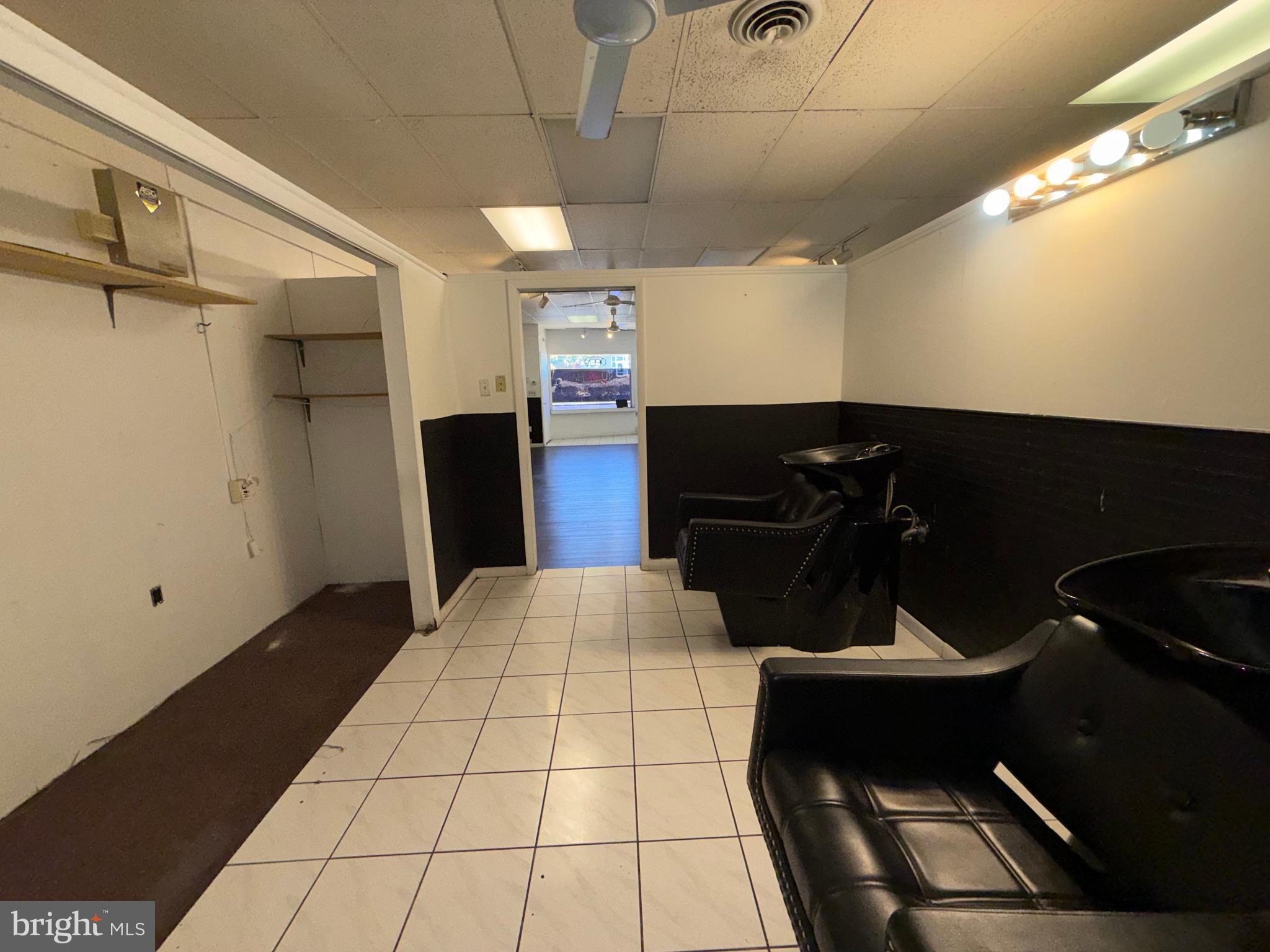 RHAWNHURST - Commercial Lease