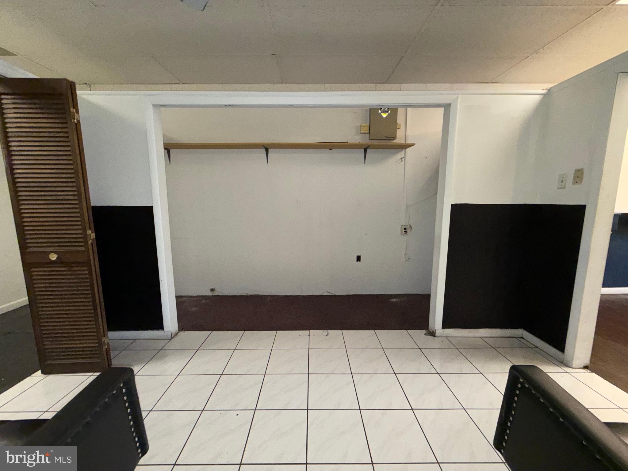 RHAWNHURST - Commercial Lease