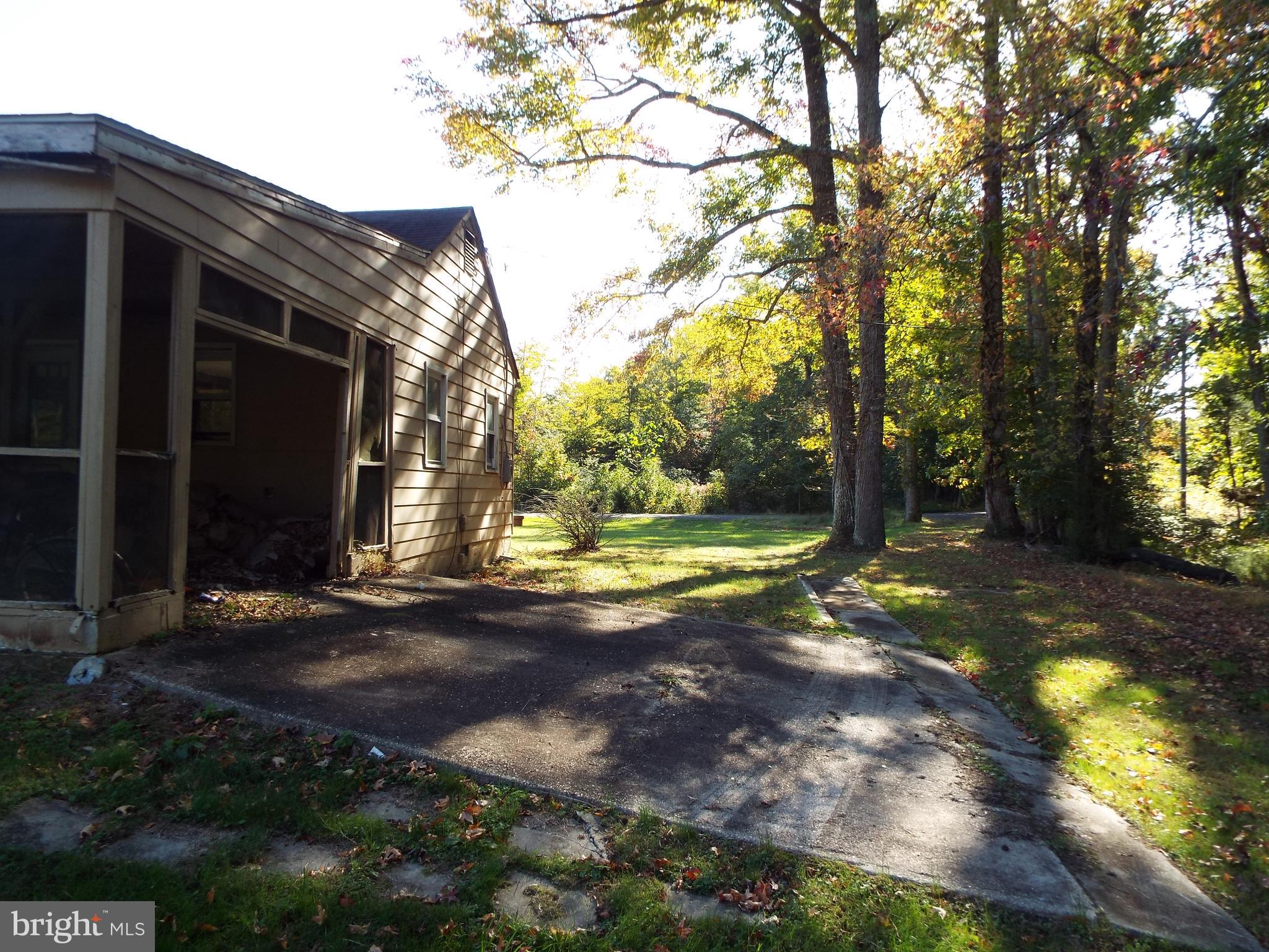 SPRING HILL ACRES SUB - Residential