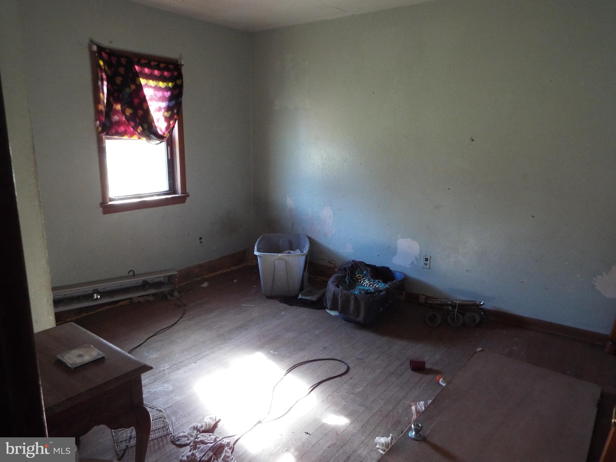 SPRING HILL ACRES SUB - Residential