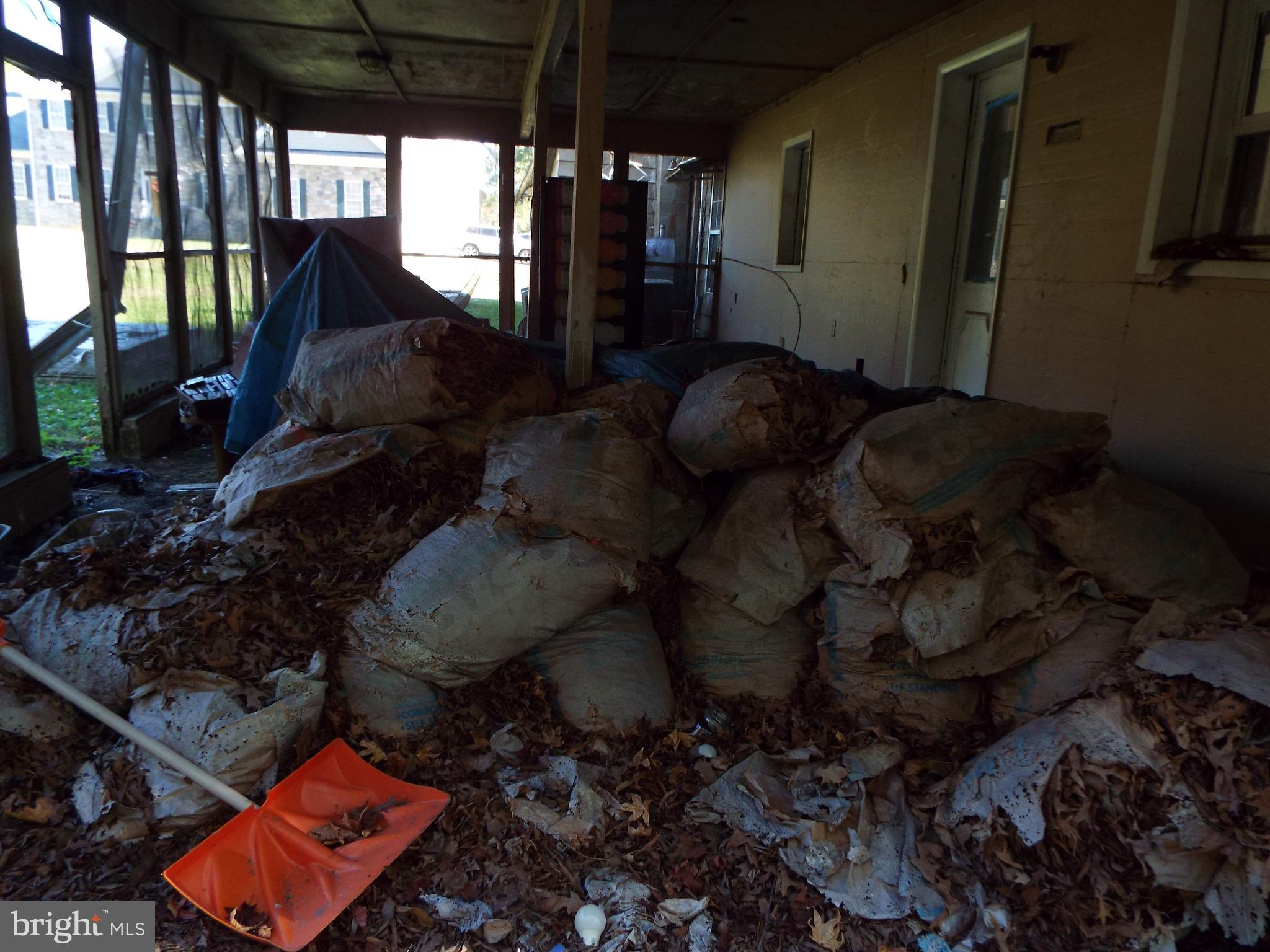 SPRING HILL ACRES SUB - Residential