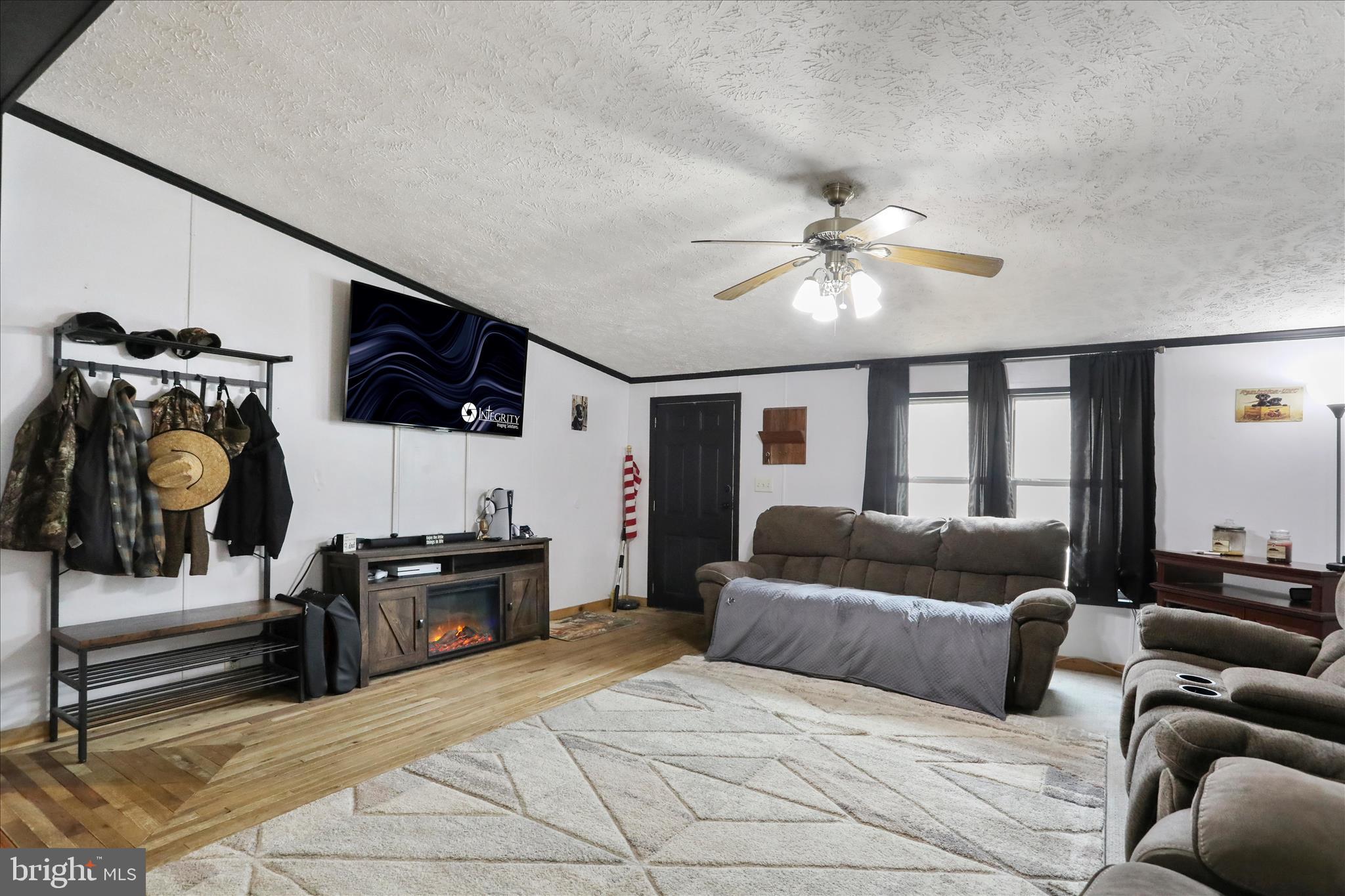 COUNTRYSIDE MOBILE ESTATES - Residential