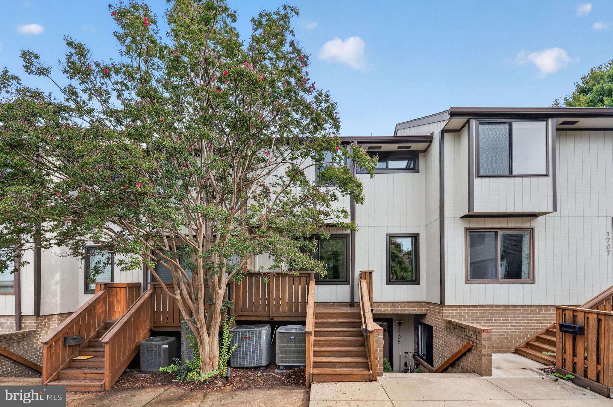 1703 WESTWIND WAY 7-B