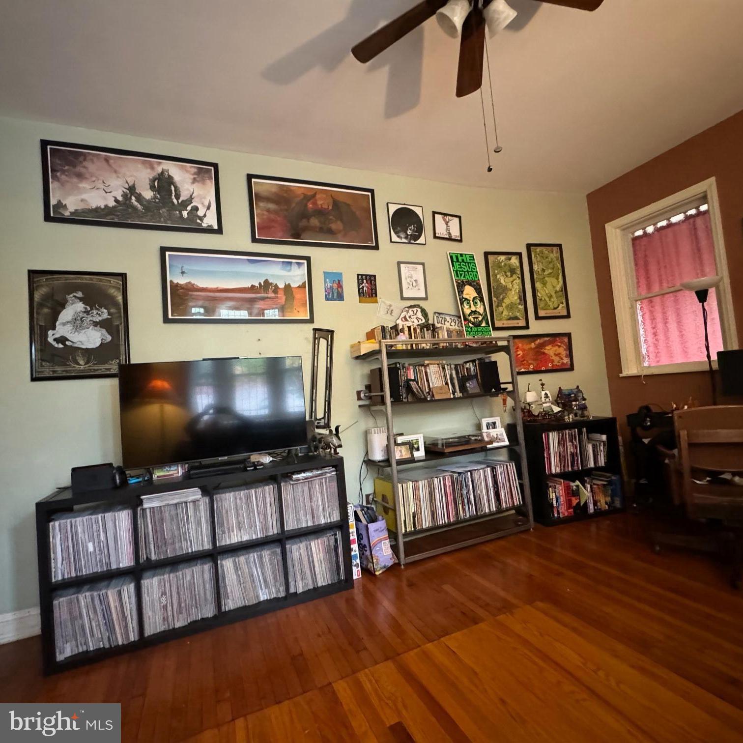 SQUIRREL HILL - Residential Income