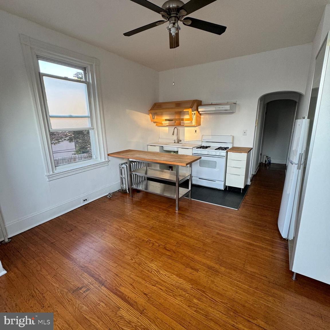 SQUIRREL HILL - Residential Income