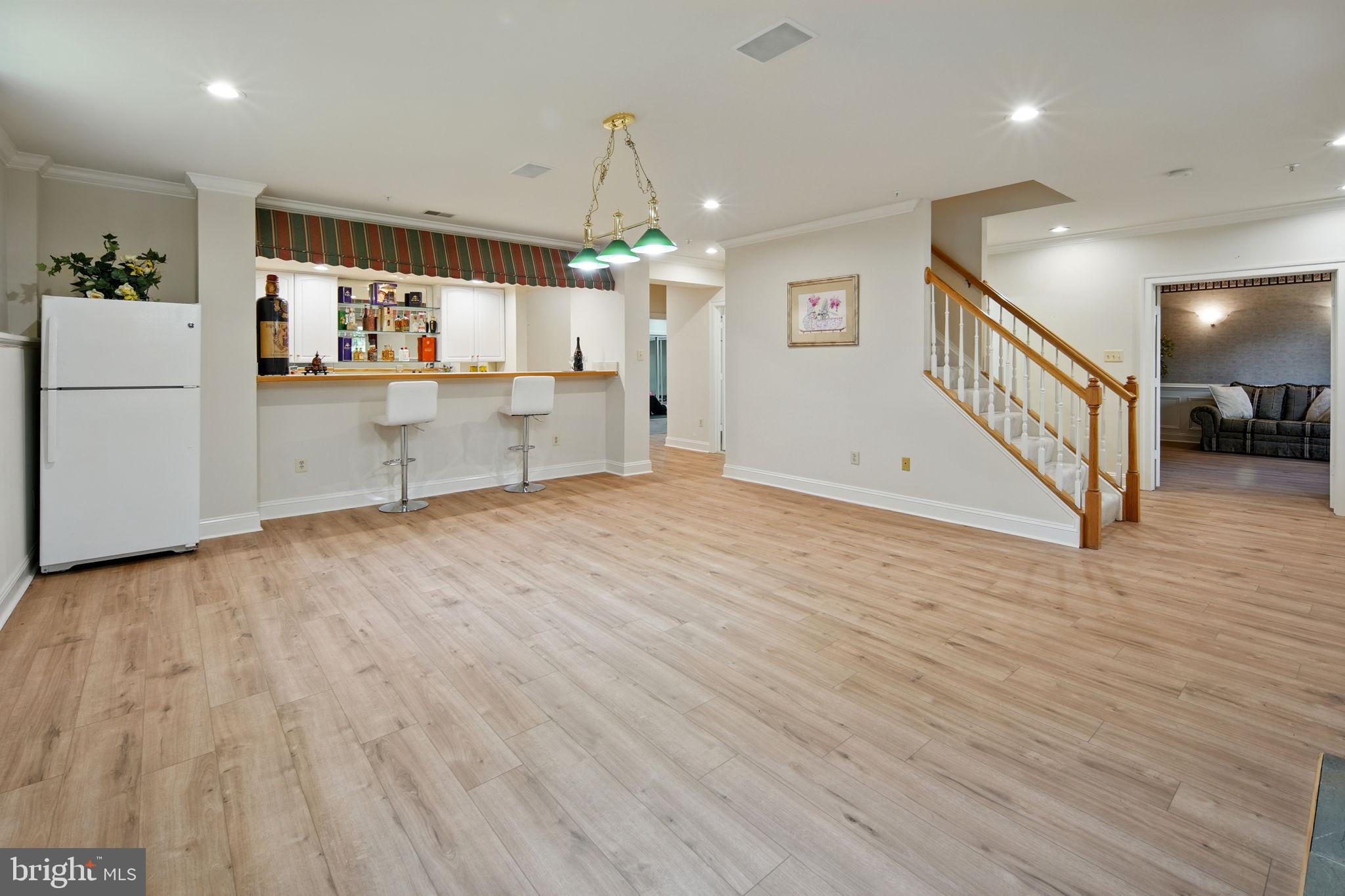 WILDWOOD MANOR - Residential