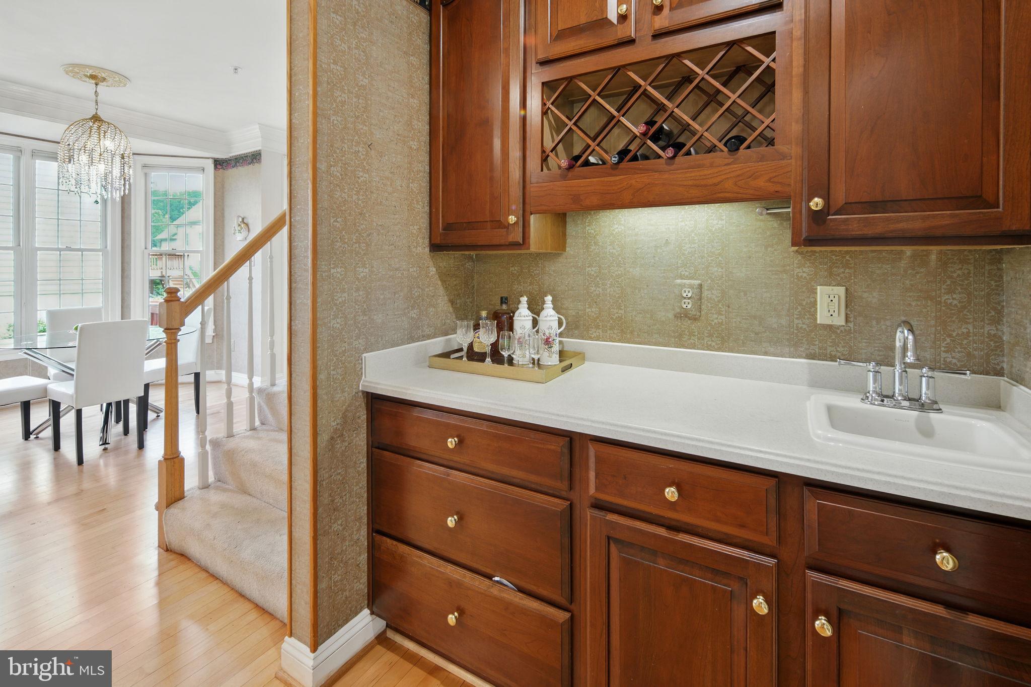 WILDWOOD MANOR - Residential