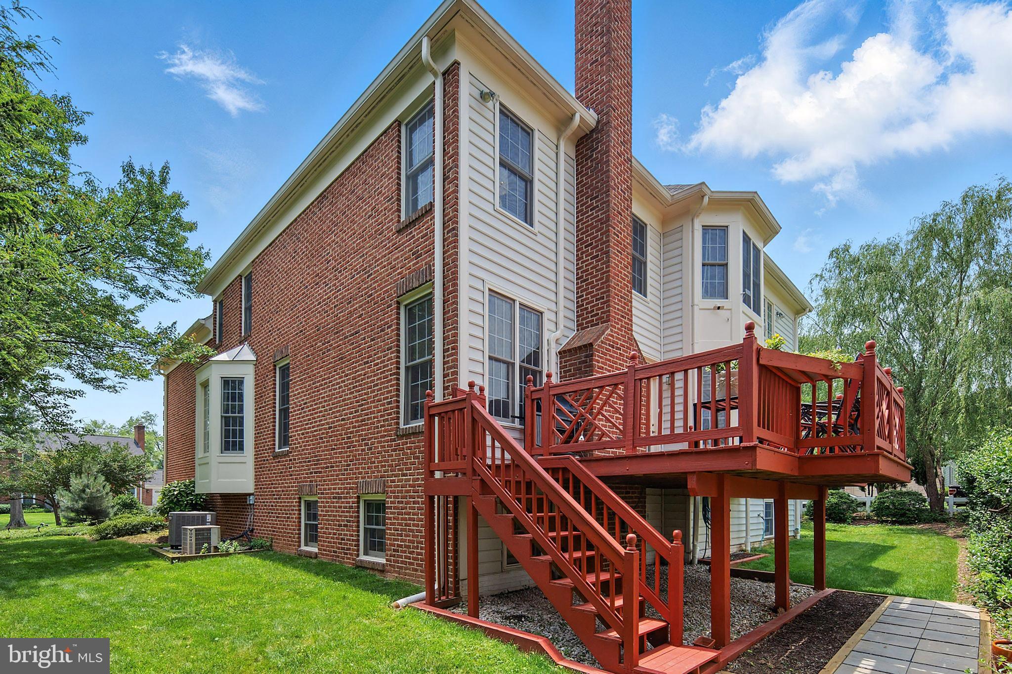 WILDWOOD MANOR - Residential