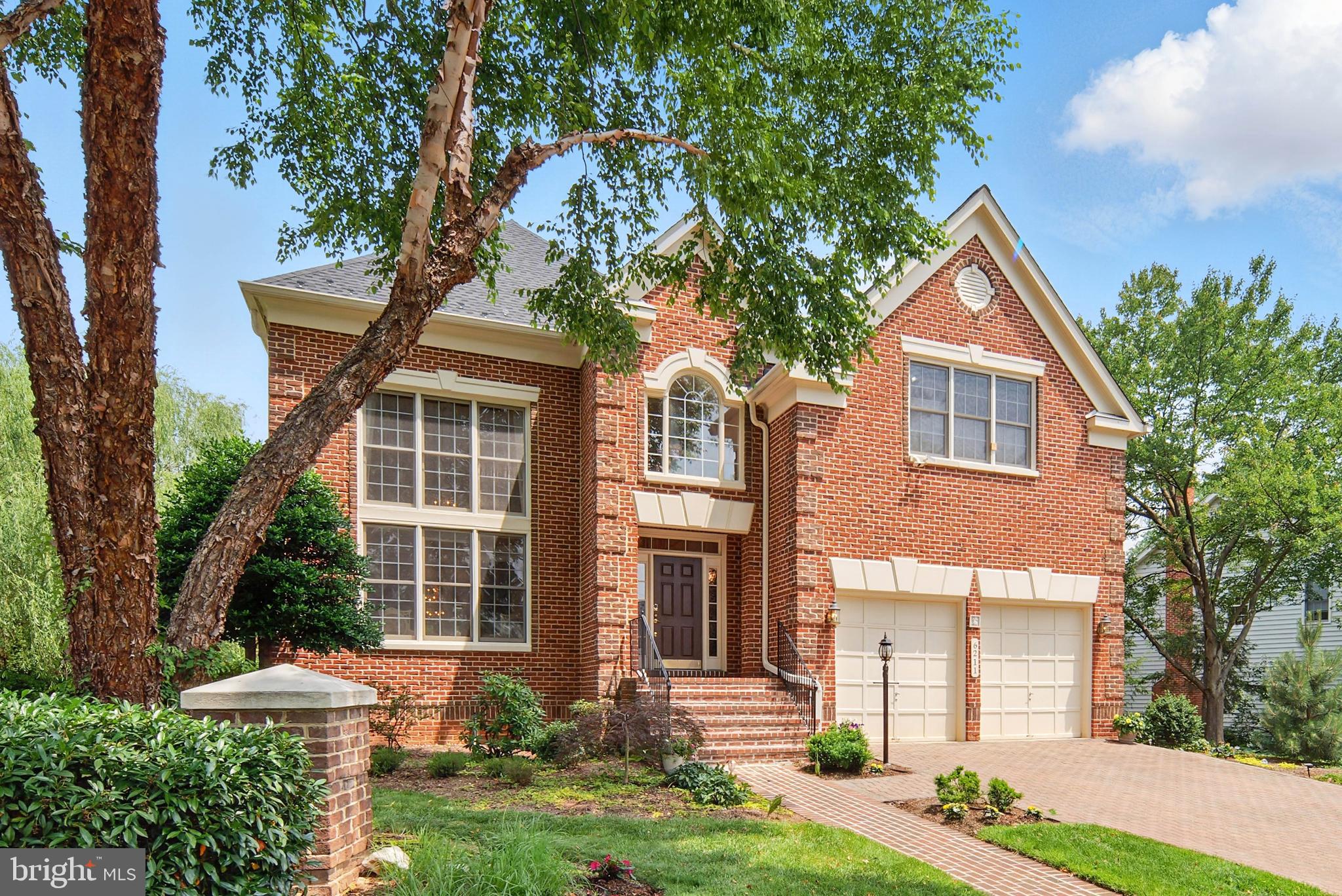WILDWOOD MANOR - Residential