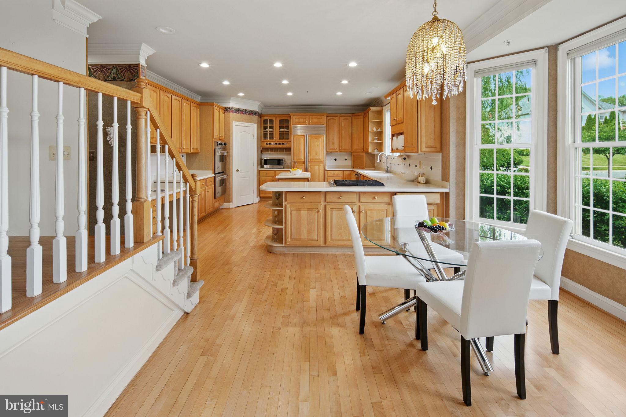 WILDWOOD MANOR - Residential