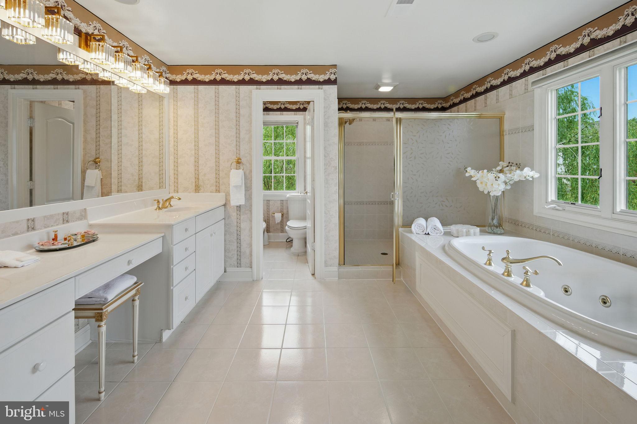 WILDWOOD MANOR - Residential