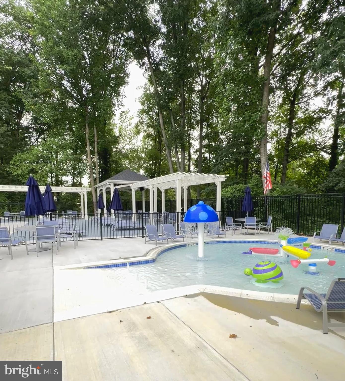 WILDWOOD MANOR - Residential
