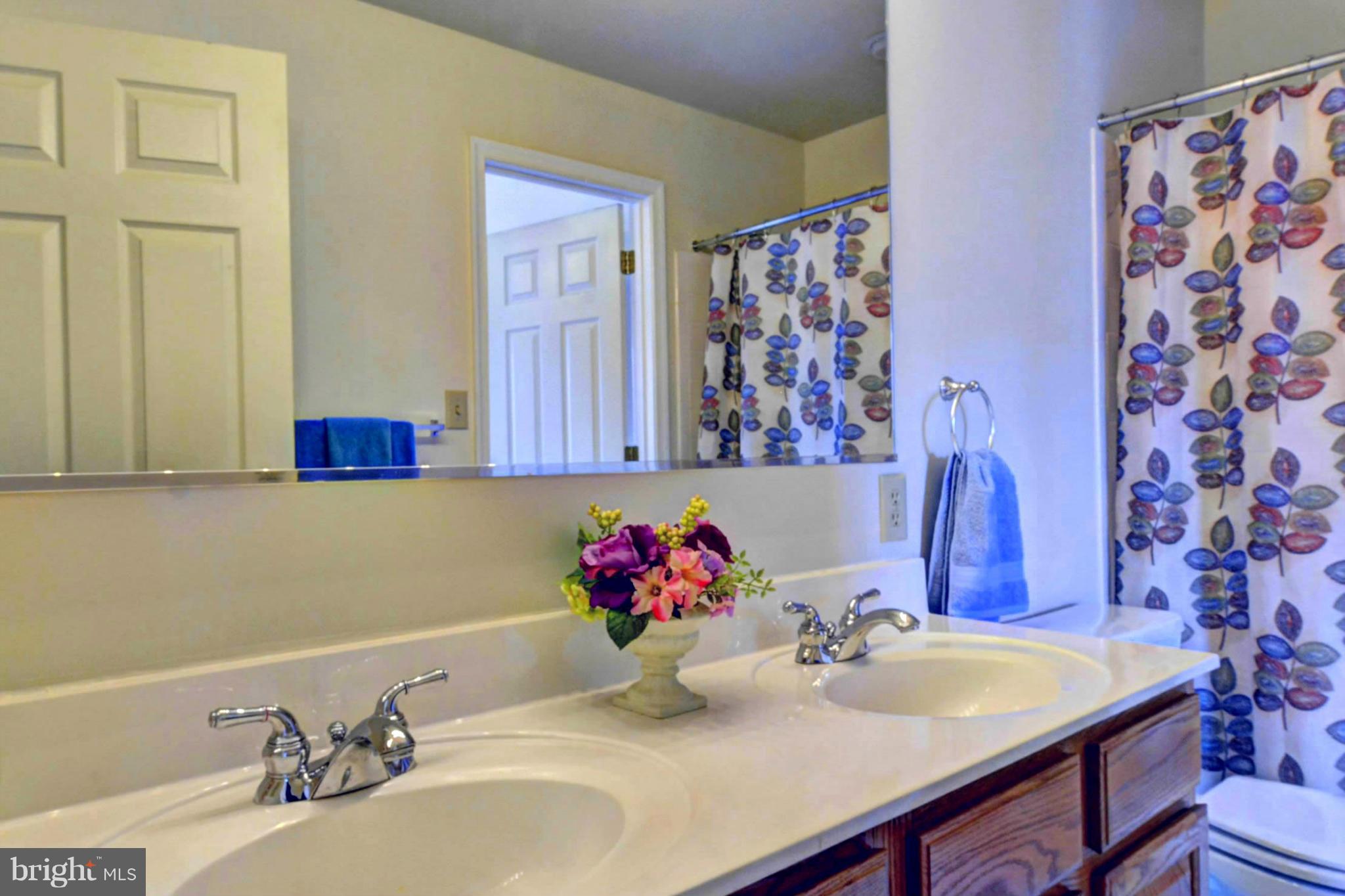 RANDOM HILLS LAND BAY - Residential