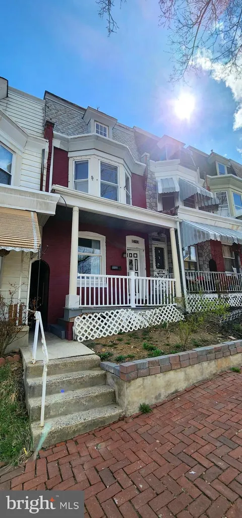 MLS: PABK2055584