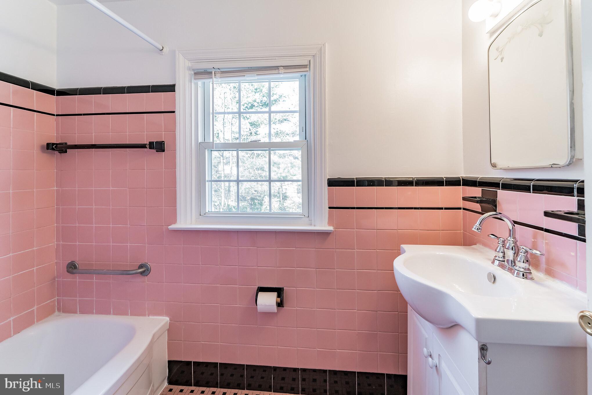 ARDMORE PARK - Residential