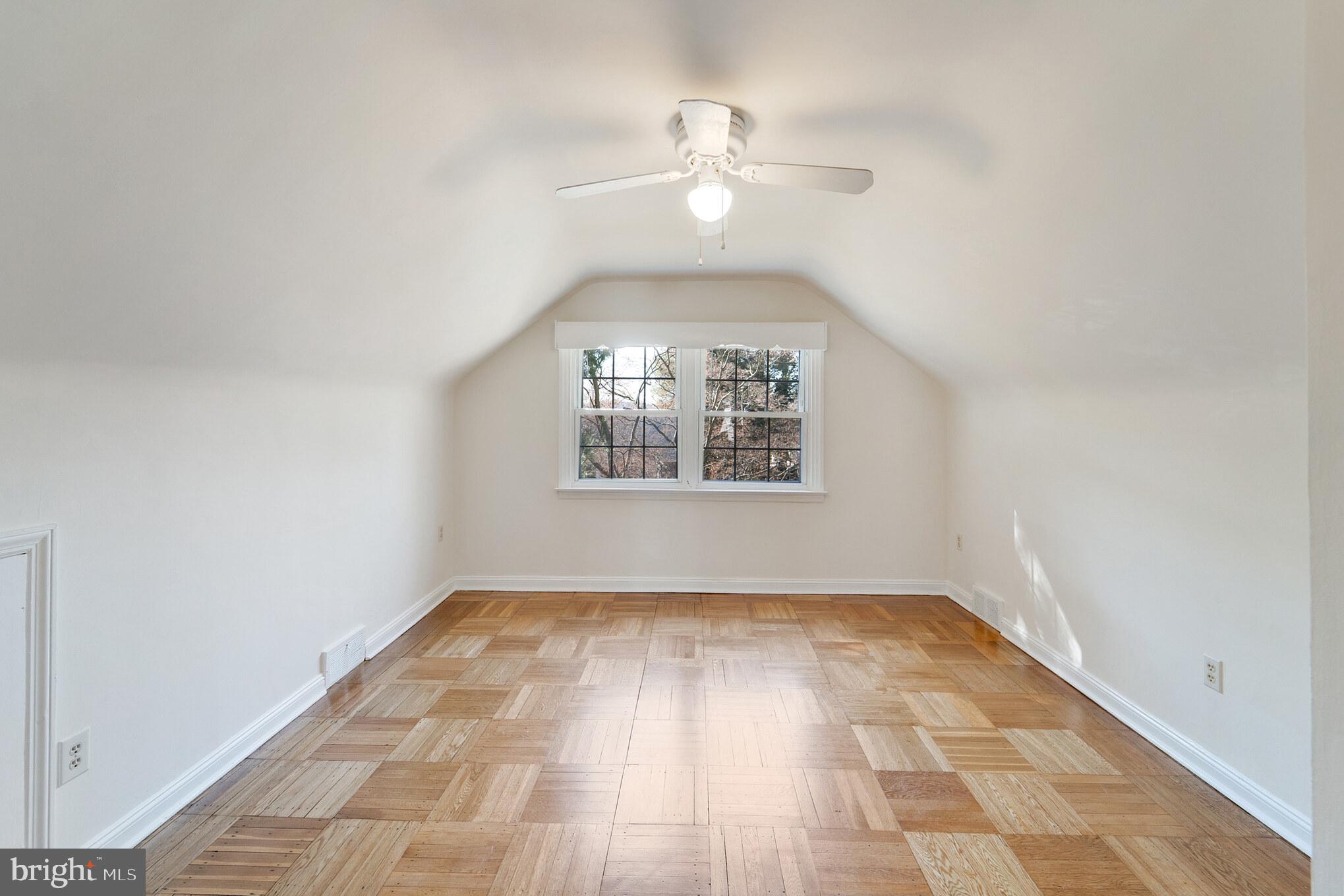 ARDMORE PARK - Residential