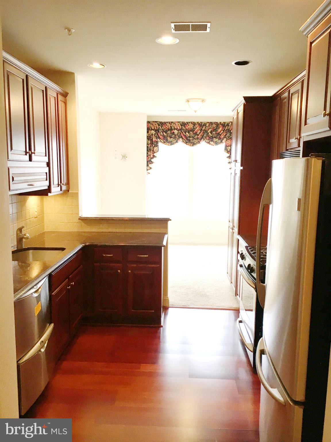 ELLICOTT HILLS - Residential