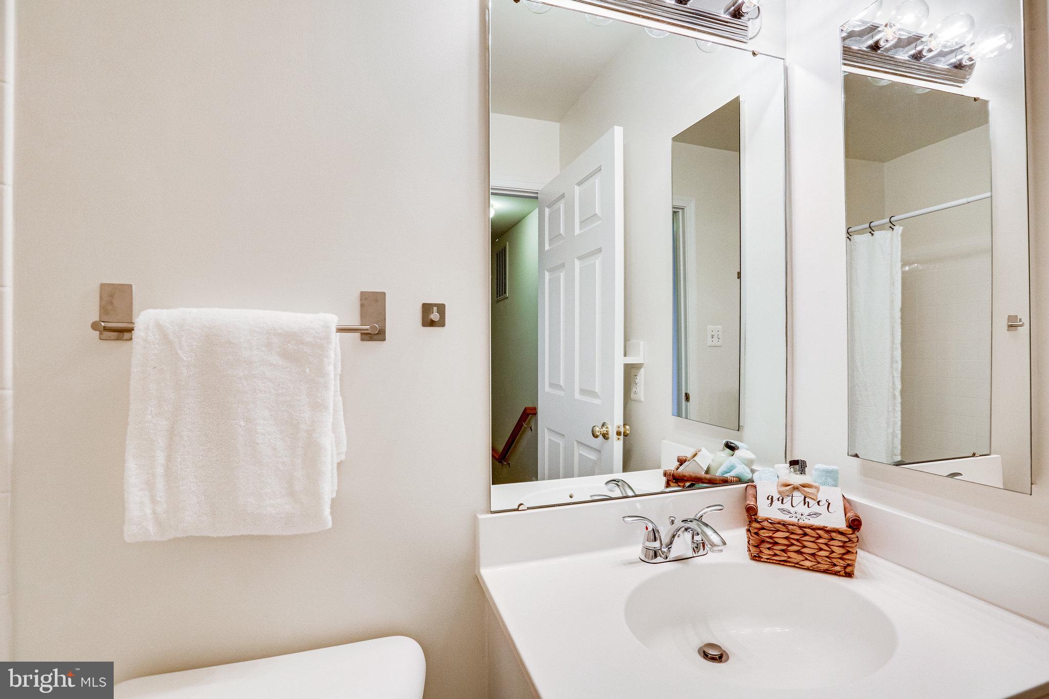 SUMMERS GROVE - Residential