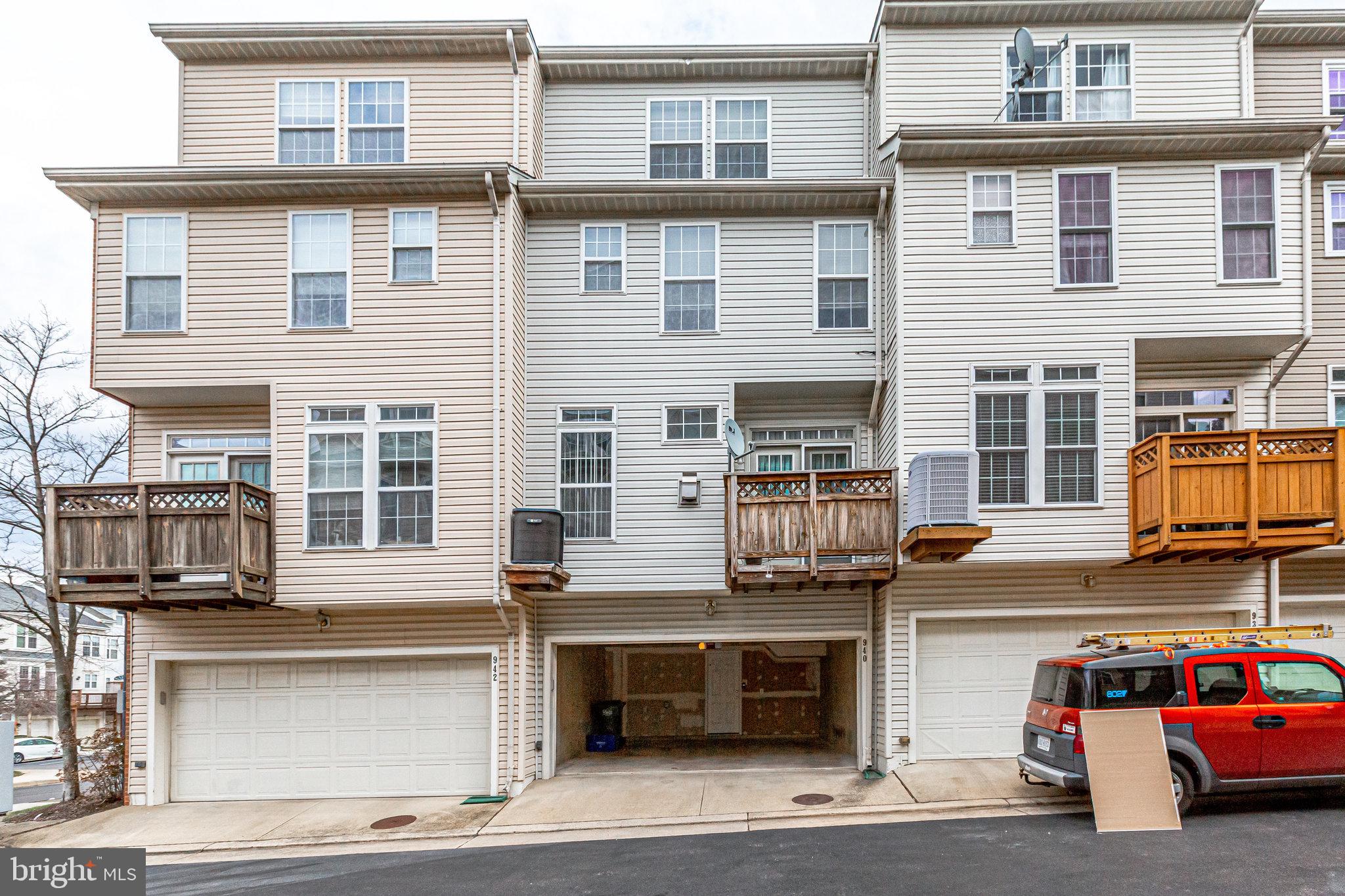 SUMMERS GROVE - Residential