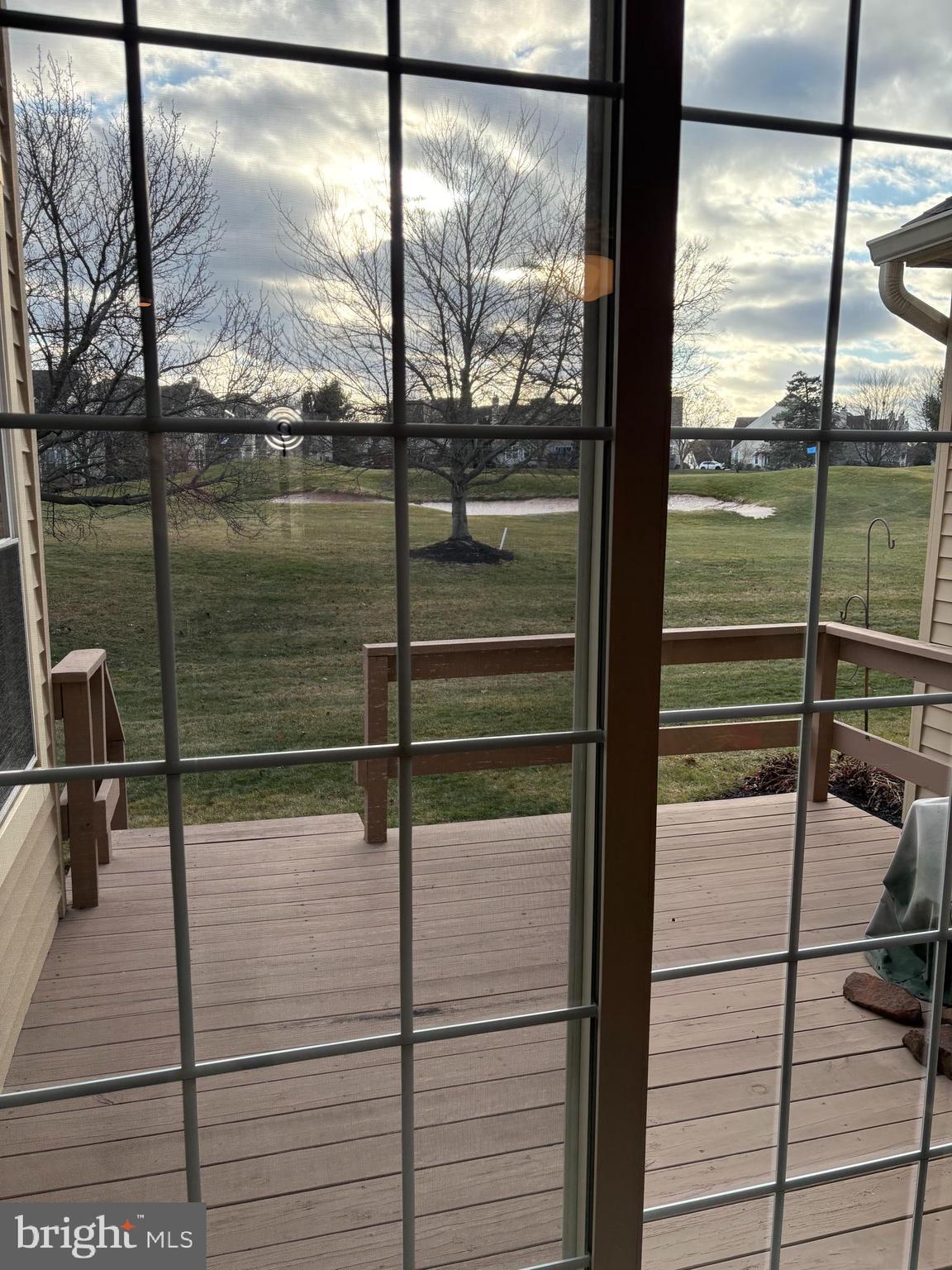 PINECREST - Residential