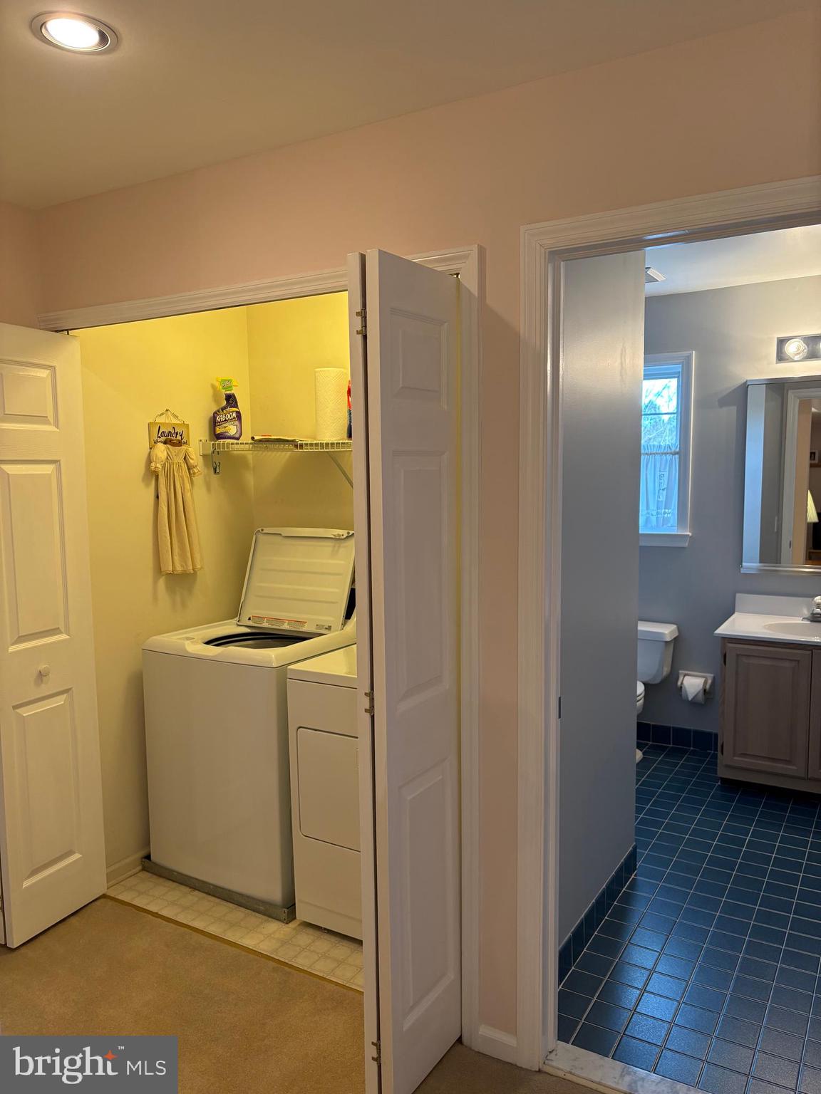 PINECREST - Residential