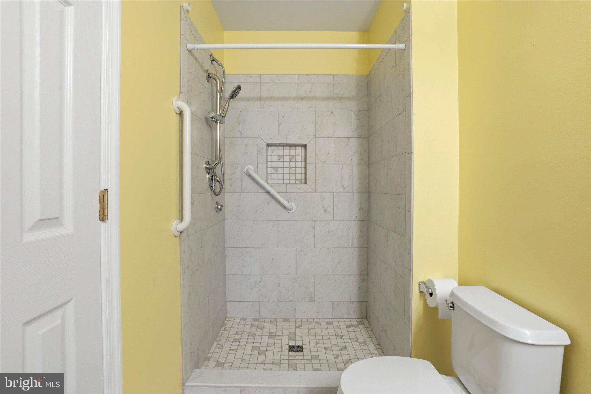 AVENROWE - Residential