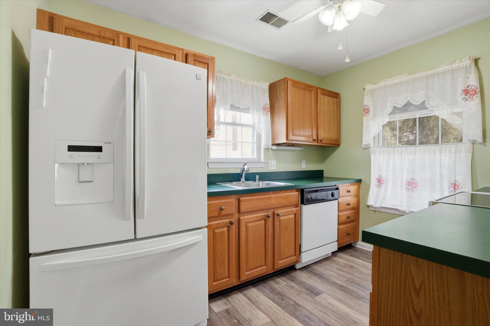 AVENROWE - Residential