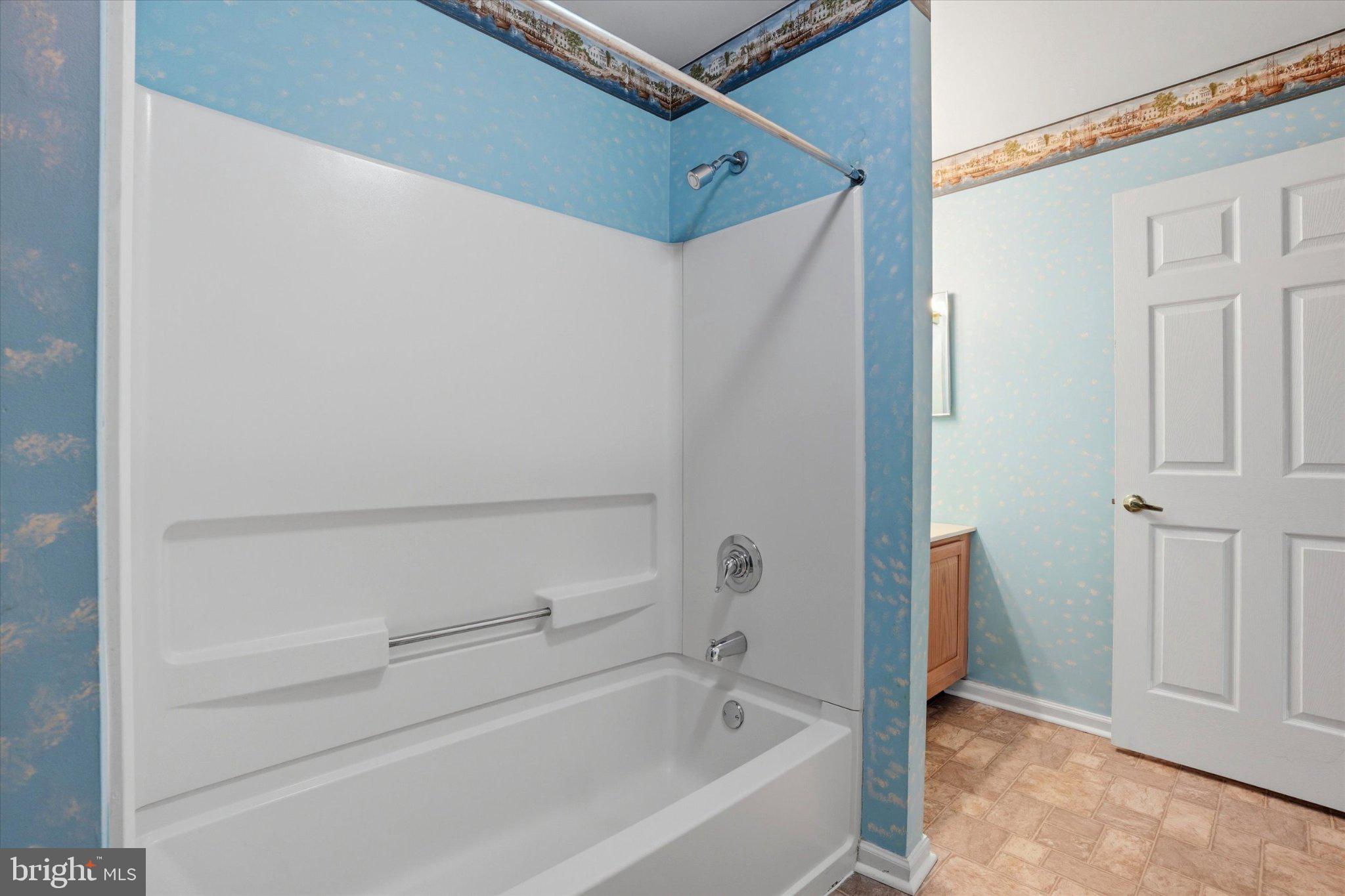 AVENROWE - Residential