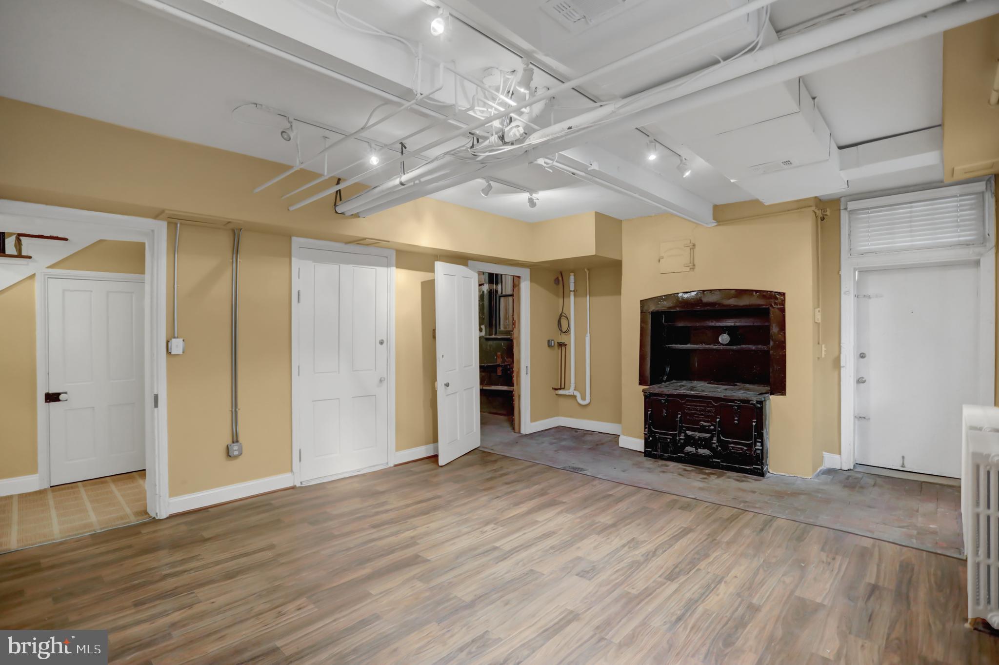 BOLTON HILL HISTORIC DISTRICT - Residential