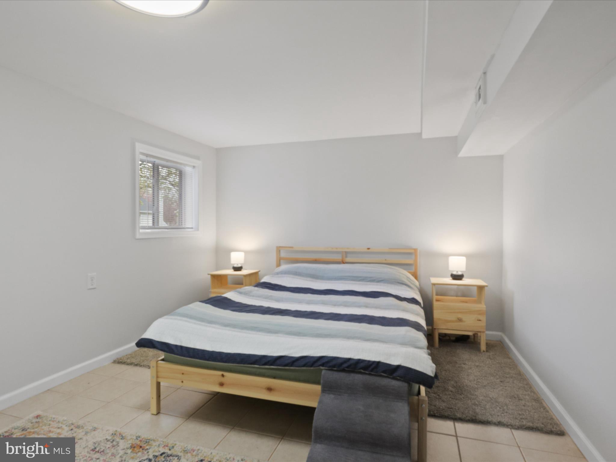 FLOWER HILL - Residential