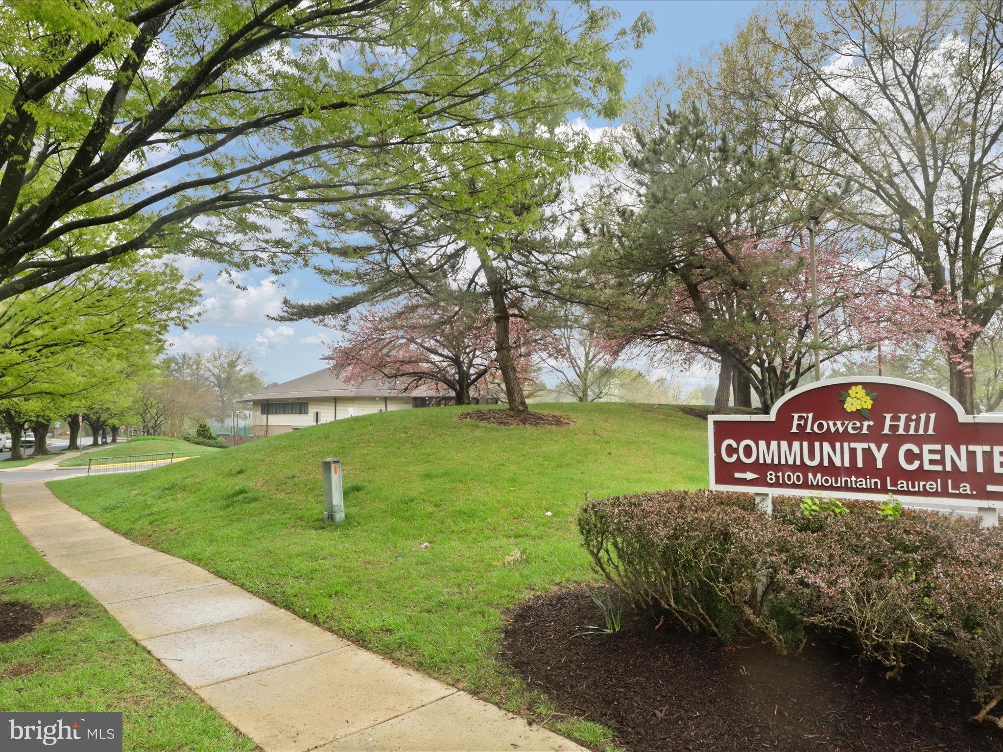 FLOWER HILL - Residential