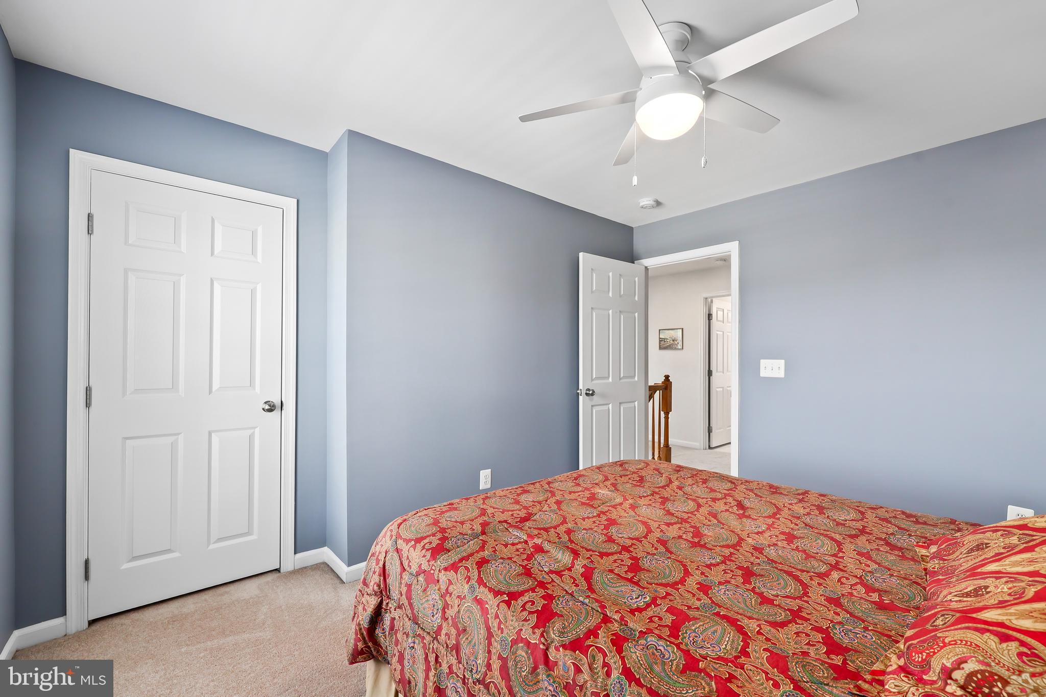 LINTON CREST - Residential