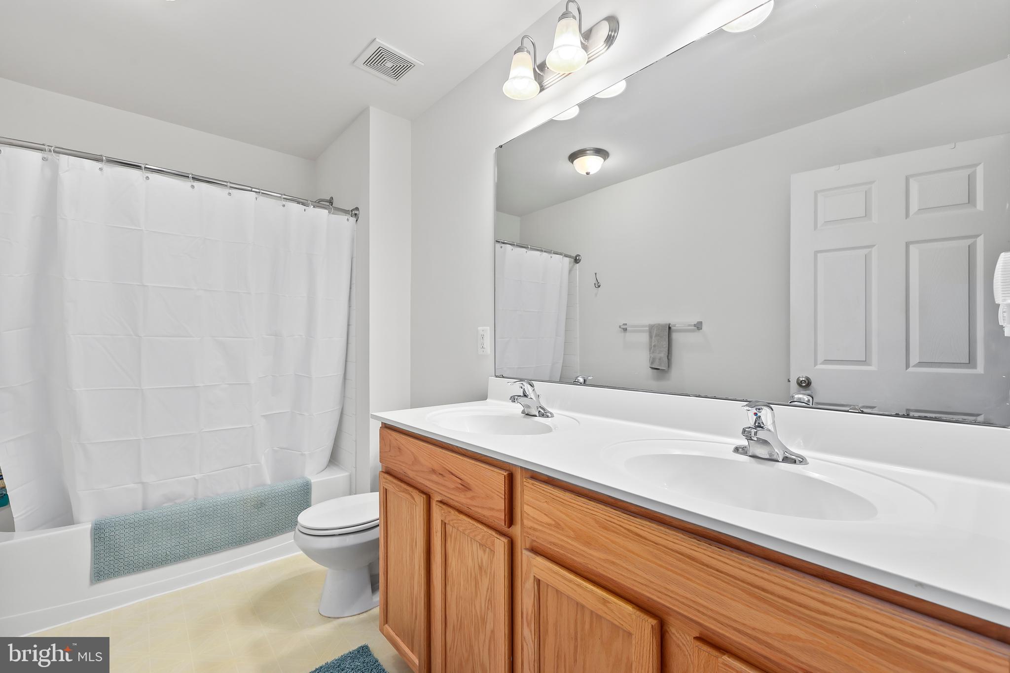 LINTON CREST - Residential