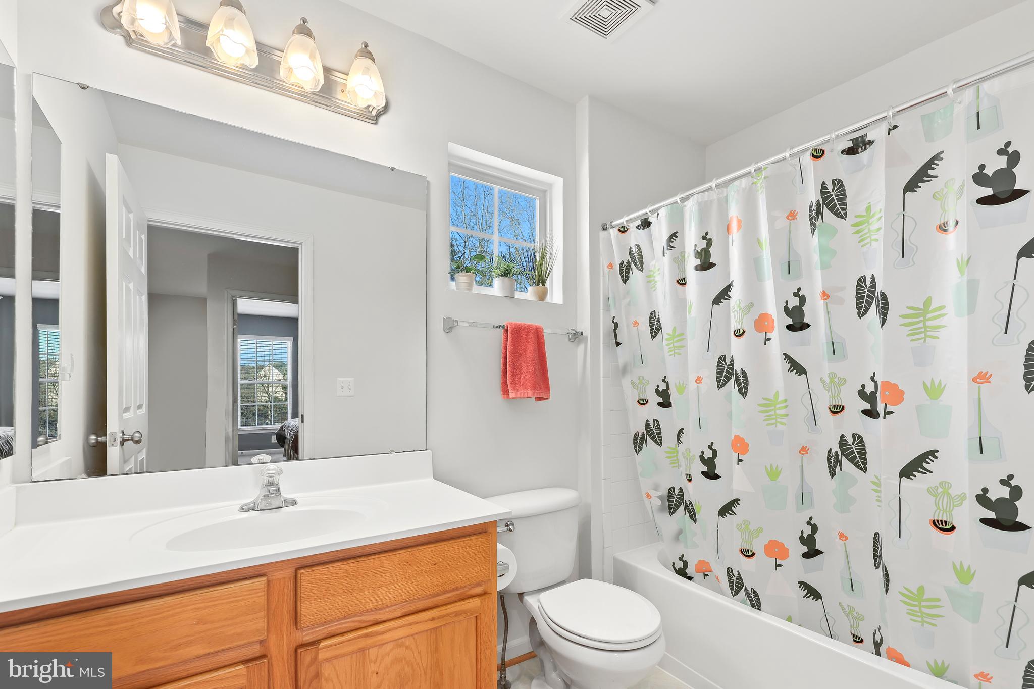 LINTON CREST - Residential