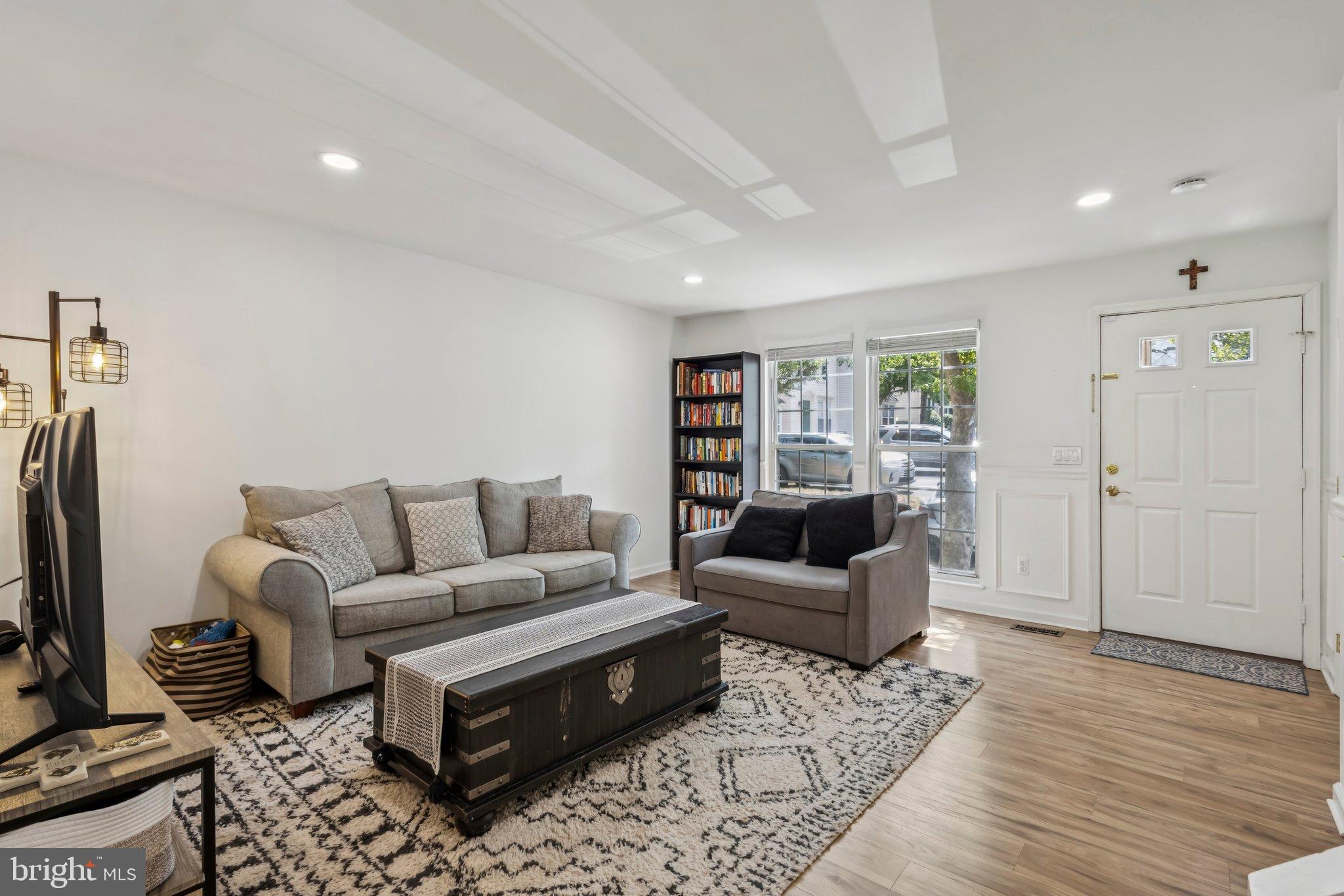 9440 TEABERRY COURT